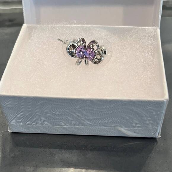 Earring Fashion Jewelry Heart Earrings in Silver and Purple - Picture 2 of 7